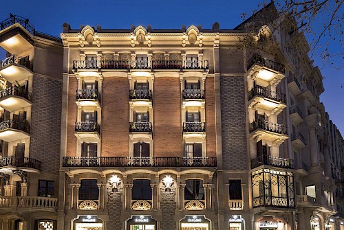 Monument Hotel exterior